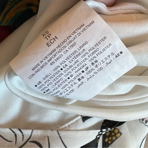 Old Navy flowy flared skirt birds dove black white short mini pleated dressy XS - Picture 4 of 5